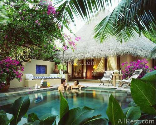 Four Seasons Resort 7